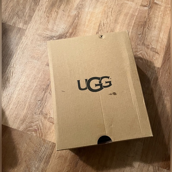 UGG unisex-child T CLASSIC SHORT II WP - Picture 5 of 10